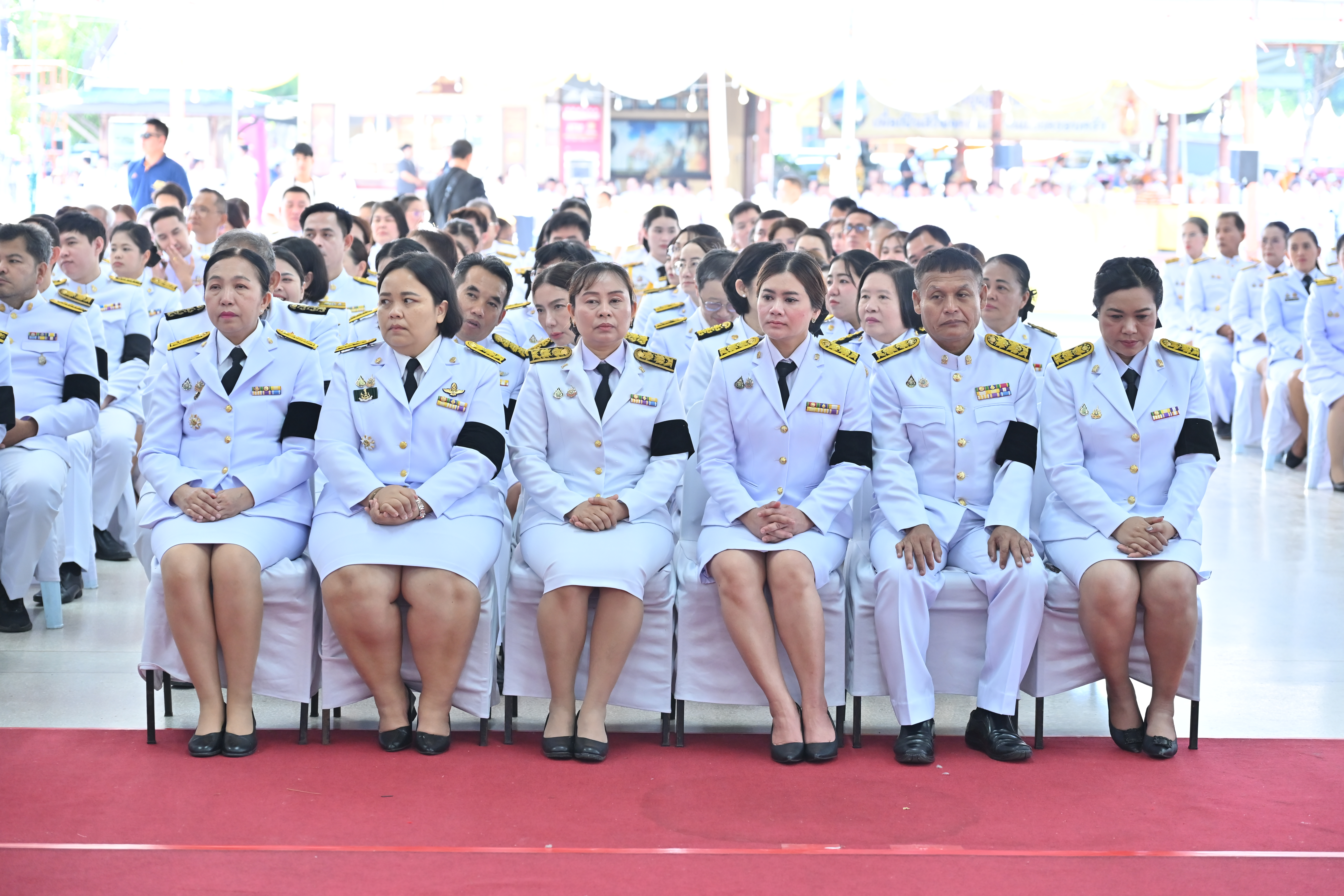 title - ส.ป.ก.นครปฐม เข้าร่วมพิธีเจริญพระพุทธมนต์ และทำบุญตักบาตร ถวายพระราชกุศลแด่ สมเด็จพระนางเจ้าฯ พระบรมราชินี เนื่องในโอกาสพระราชพิธีมหามงคลเฉลิมพระชนมพรรษา 4 รอบ 3 มิถุนายน 2569